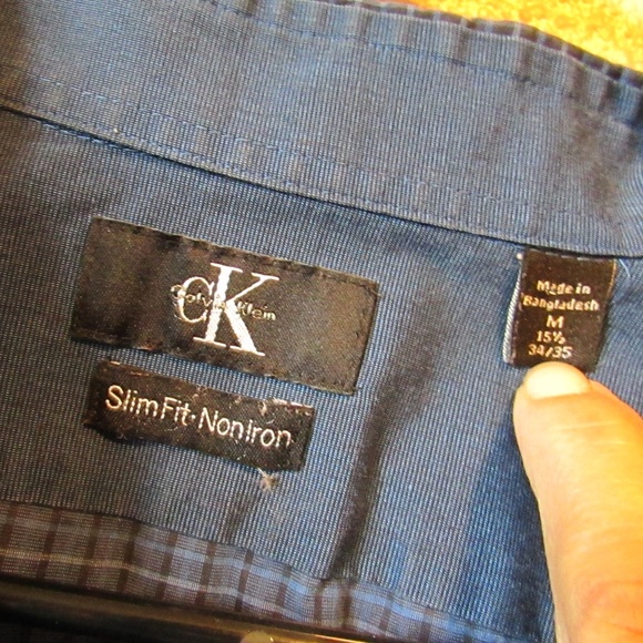 Calvin Klein Blue Casual Button Down Shirt - Picture 2 of 3